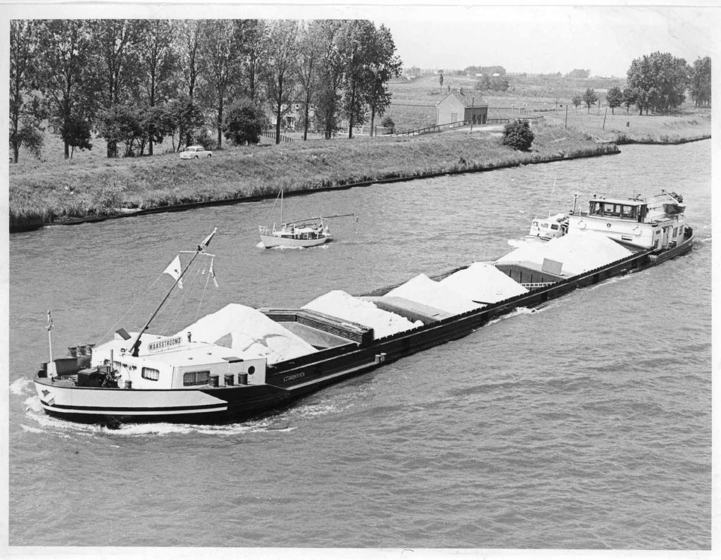 Vos transport 100 jaar Maasstroom 3