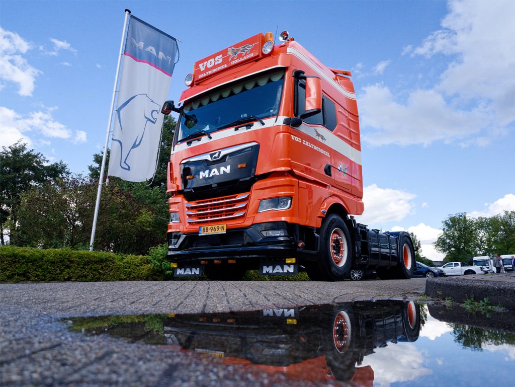Foto van de 100e MAN-truck
